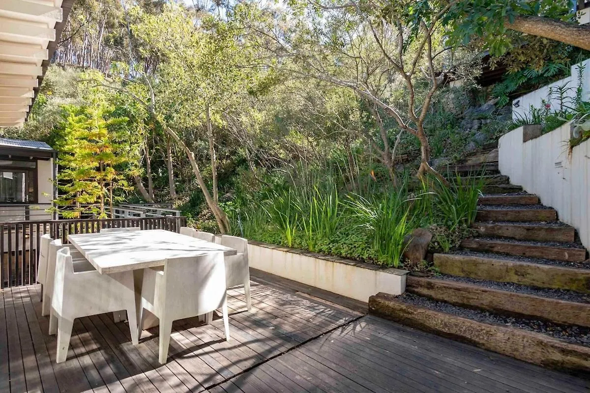 Villa Poyser Estate Forest Glass House Cape Town